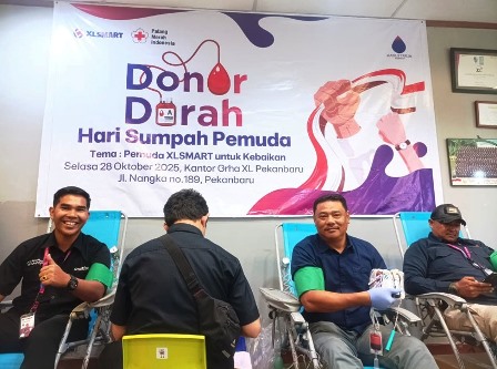 Meriahkan-Peringatan-Sumpah-Pemuda-2025-Karyawan-XLSMART-Gelar-Donor-Darah-Bersama-PMI-Kota-Pekanbaru