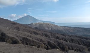 Anak-Gunung-Krakatau
